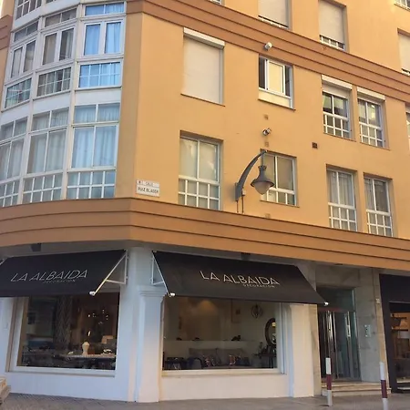 Rentcostadelsol Malagueta Arenal * 马拉加