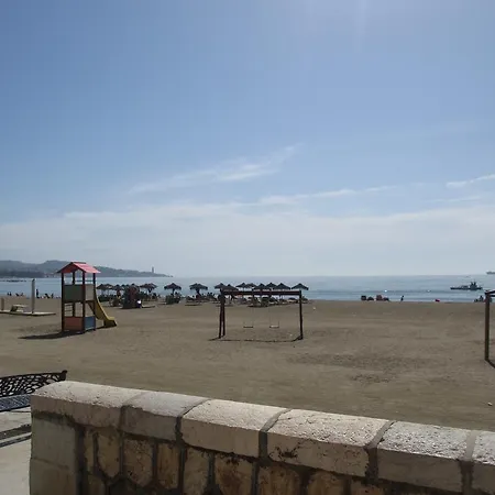 Rentcostadelsol Malagueta Arenal Lägenhet